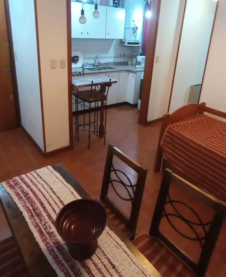 Venta de departamento dos ambientes. Centro 