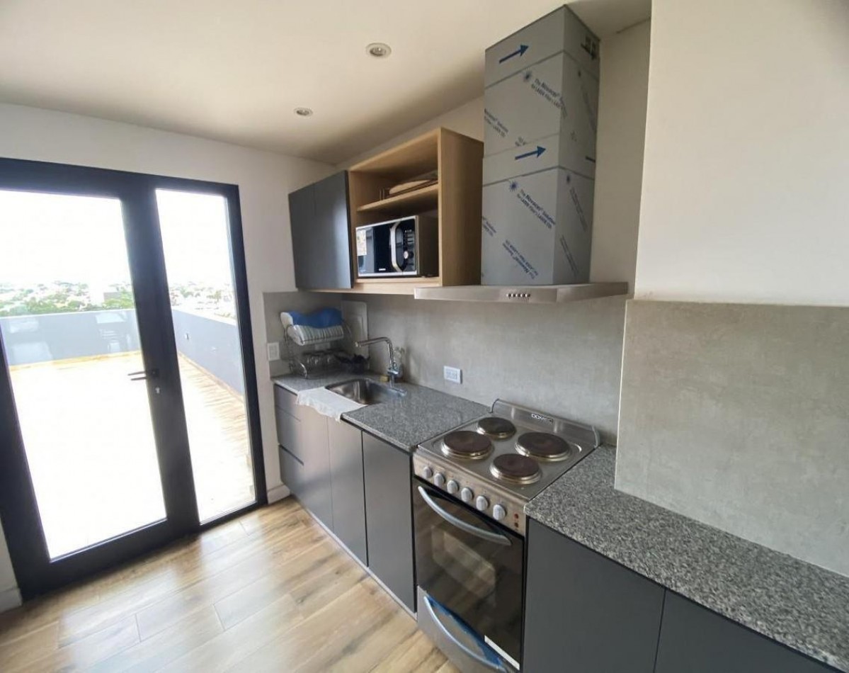 Venta de departamento 2 ambientes en venta en Mar del Plata - Edificio PRIMUS, moderno, luminoso y con balcon terraza