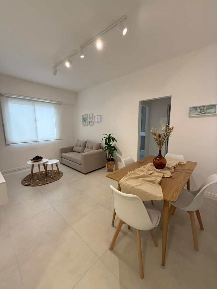 Venta de departamento dos ambientes, amueblado. CENTRO