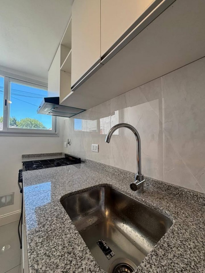 Venta de departamento dos ambientes LA PERLA 