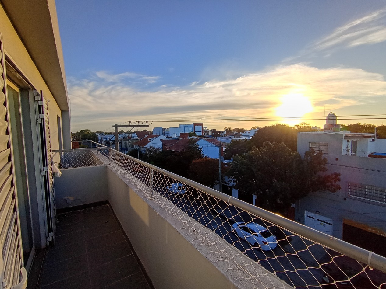 Venta de ph tres ambientes con cochera