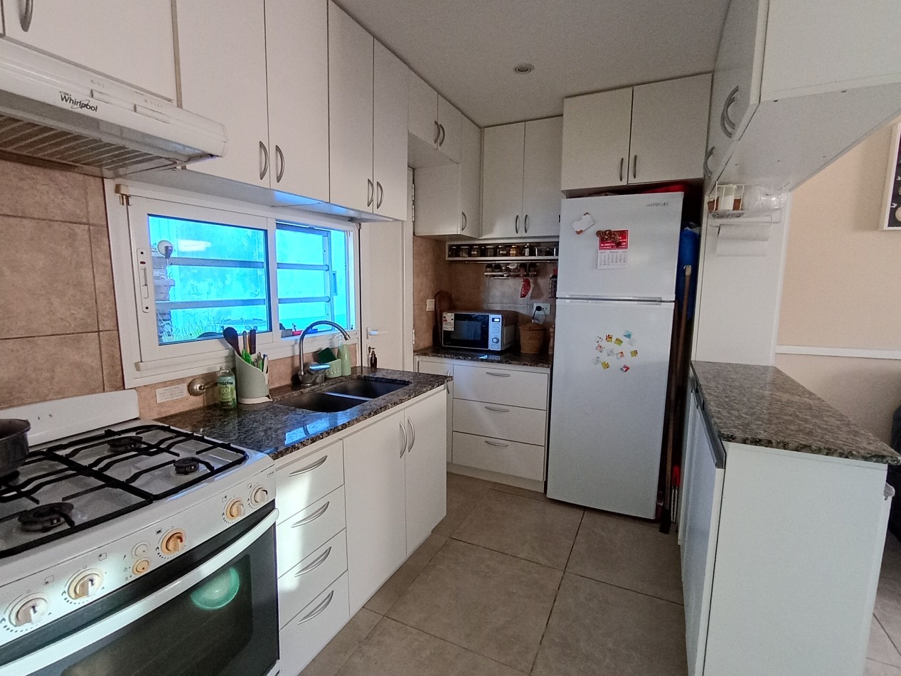 Venta de ph tres ambientes con cochera