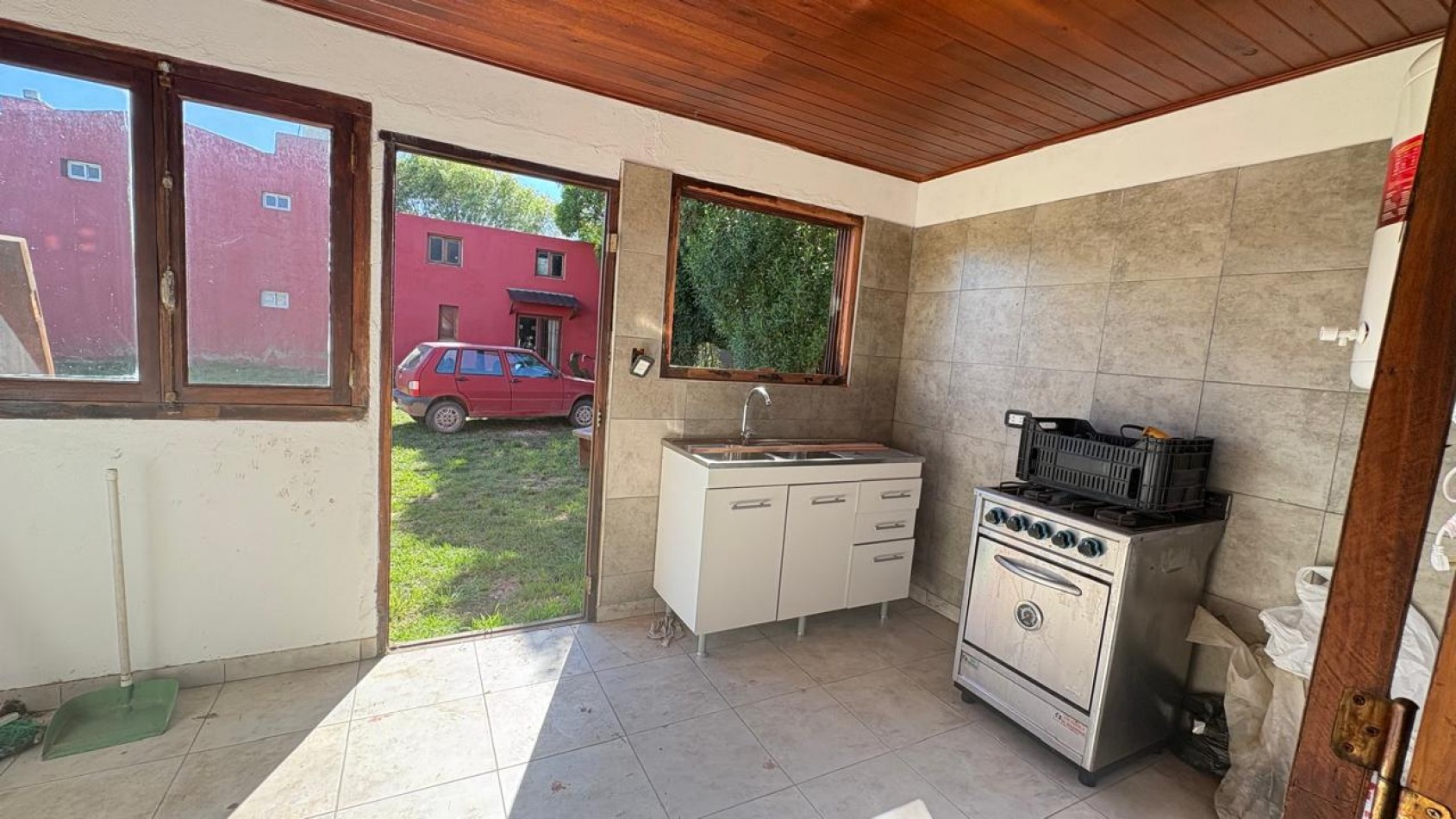 Venta de casa 4 ambientes. A dos cuadras del mar.  Santa clara del Mar