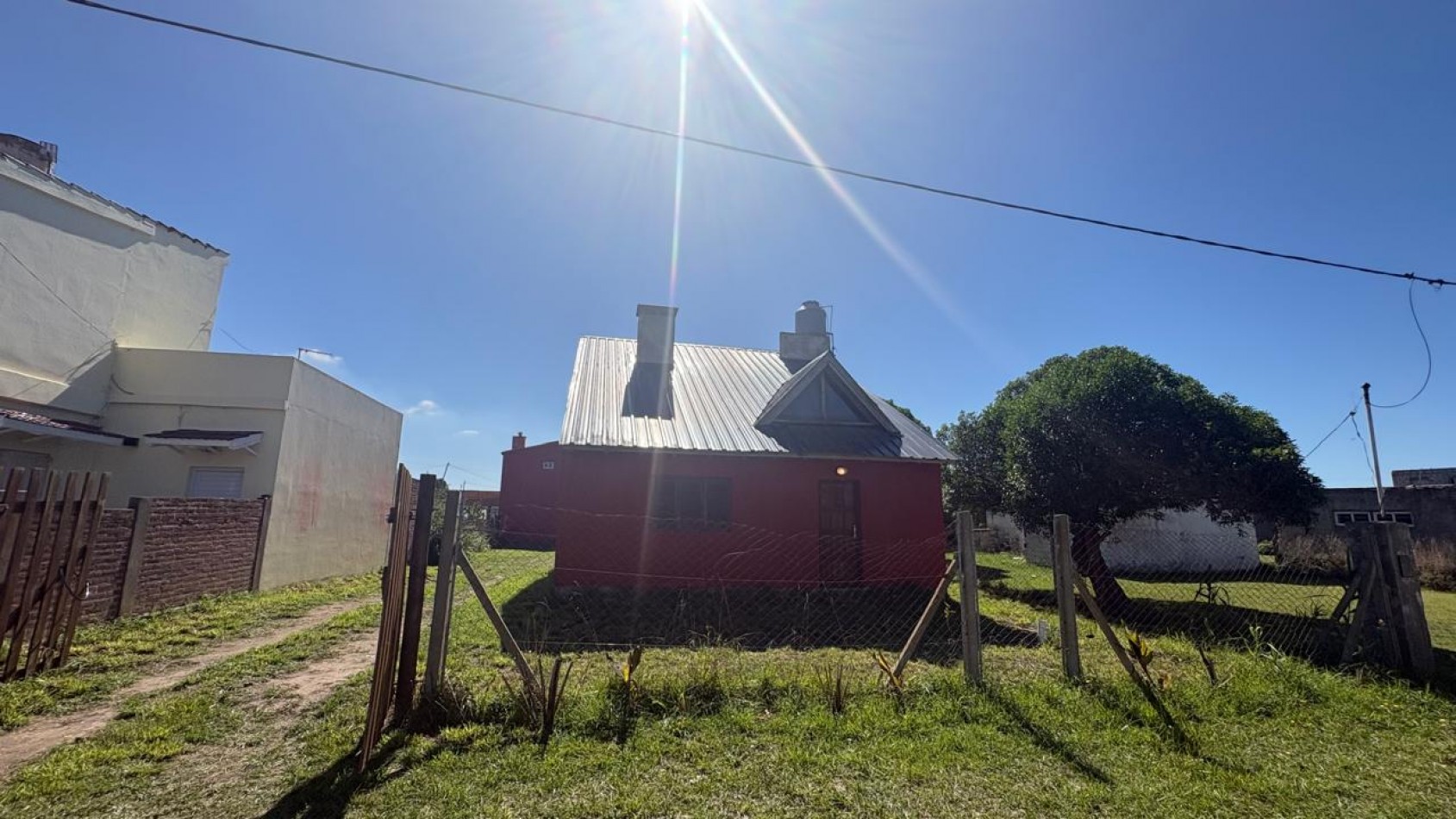 Venta de casa 4 ambientes. A dos cuadras del mar.  Santa clara del Mar