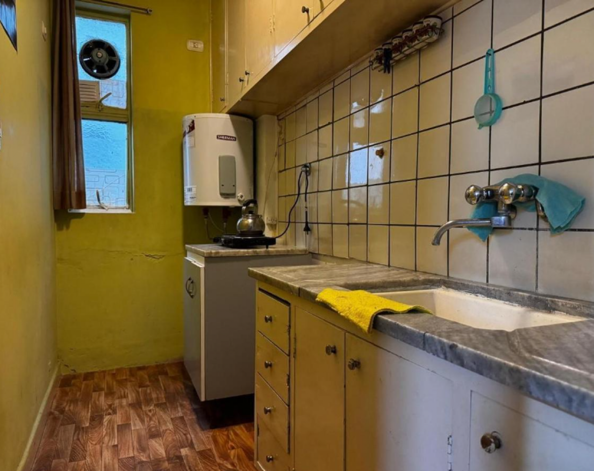 Venta de departamento 2 ambientes y medio. Edificio Sacoa
