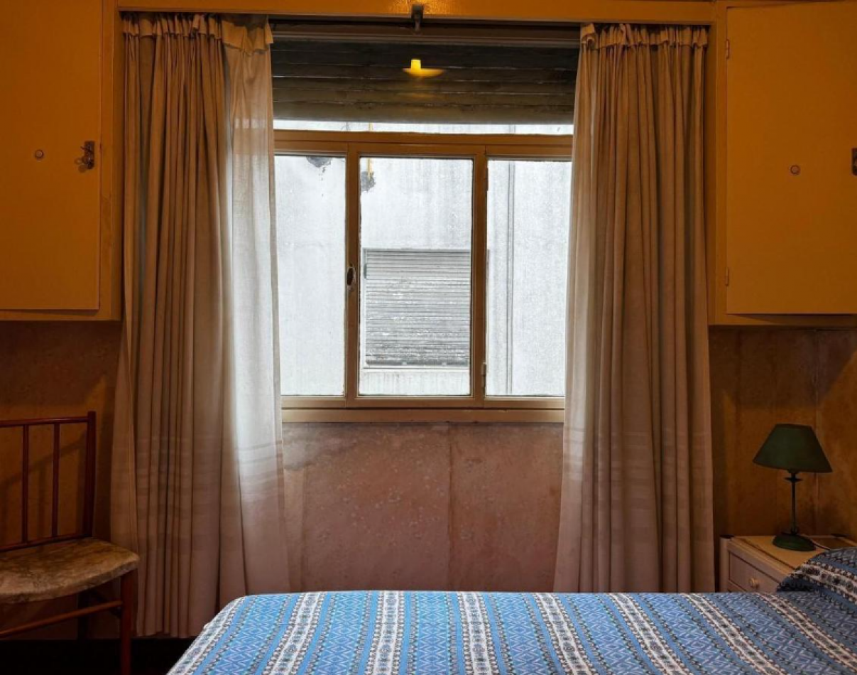 Venta de departamento 2 ambientes y medio. Edificio Sacoa