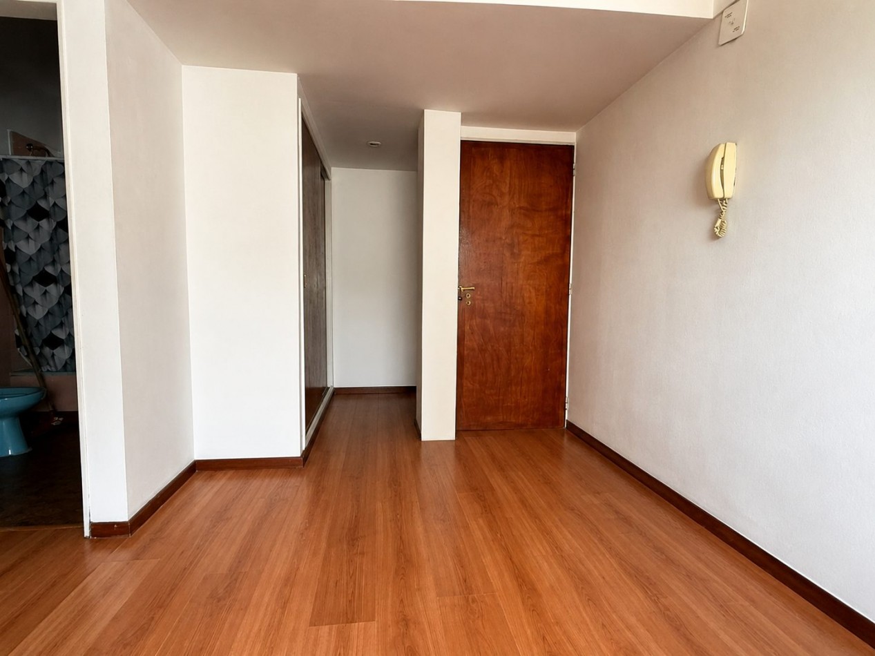 Venta de departamento monoambiente. APTO CREDITO. Zona centro