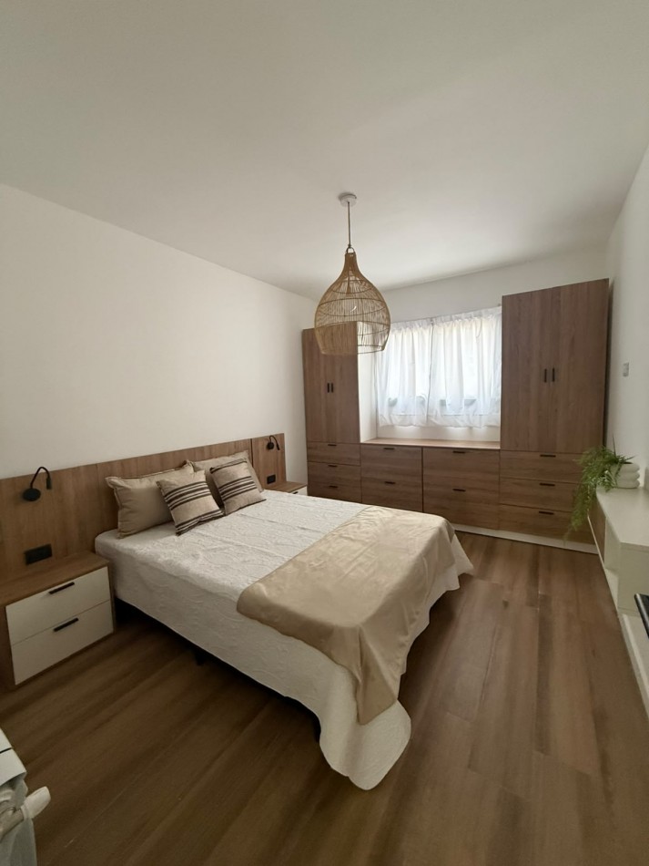 Chalet en PH de 4 ambientes con garage en venta - Totalmente reciclado, amoblado y decorado