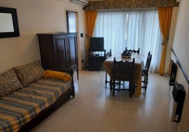 Venta de departamento dos ambientes con balcon a la calle, ubicacion privilegiada