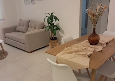 Venta de departamento dos ambientes, amueblado. CENTRO